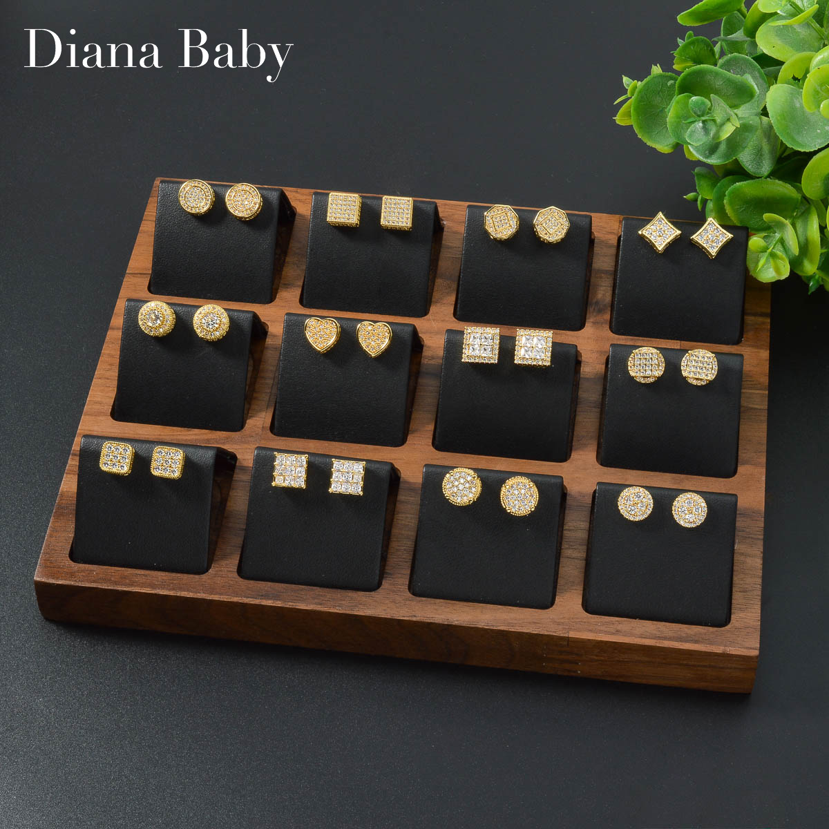 Women Accessories Dubai - Diana Baby Gold Color Earrings Bridal