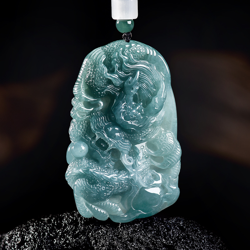 Natural Burmese Jadeite Dragon - Women'S Accessories recension och pris
