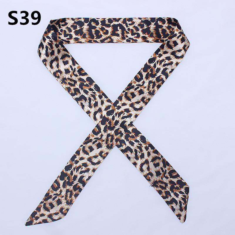 47 Colors Brand Bandana Small  - Silk Scarf Square recension och pris