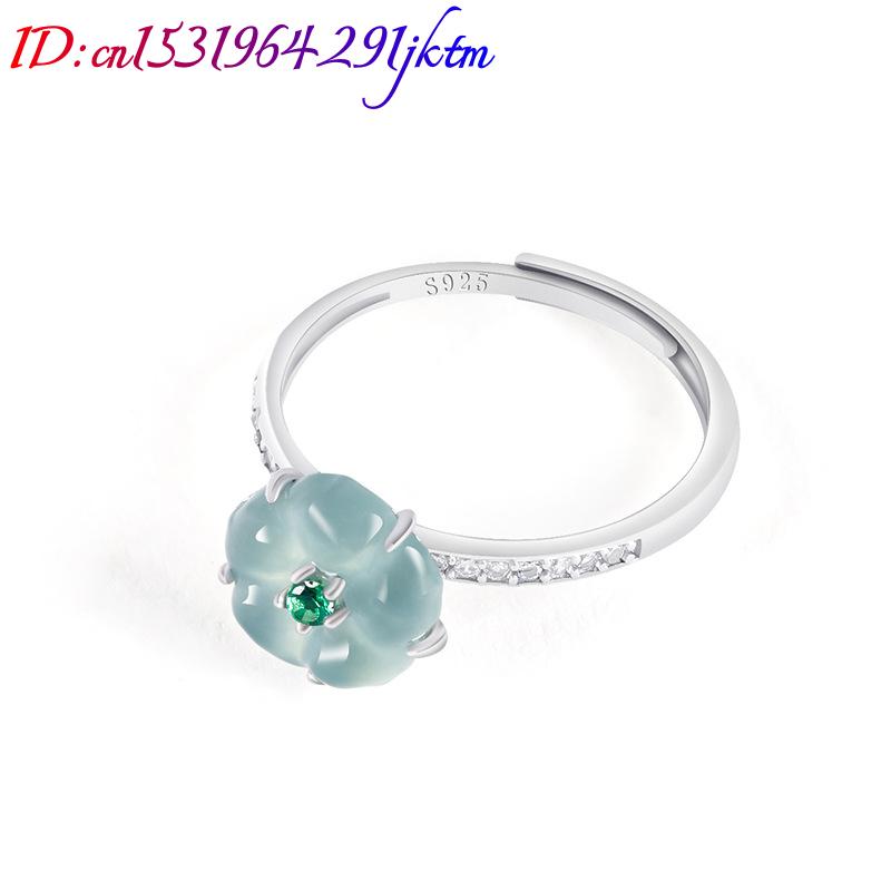 Blue Burmese Jadeite Flower Ri - Women'S Accessories recension och pris