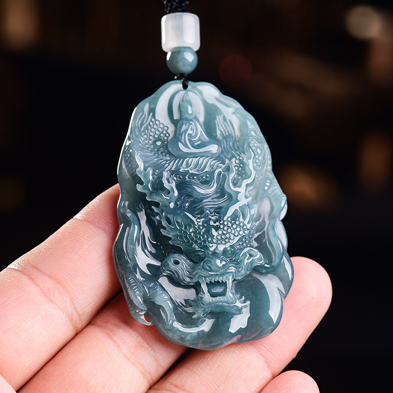Natural Burmese Jadeite Dragon - Women'S Accessories recension och pris
