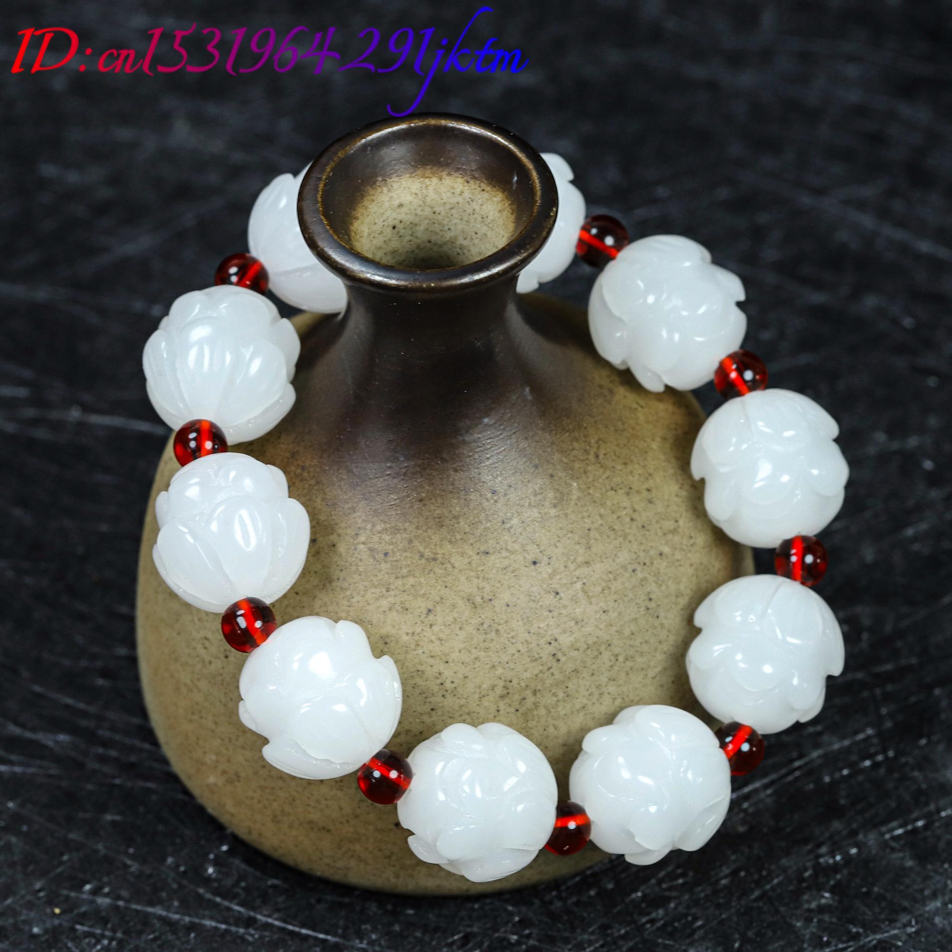 White Real Jade Lotus Bracelet - Women'S Accessories recension och pris