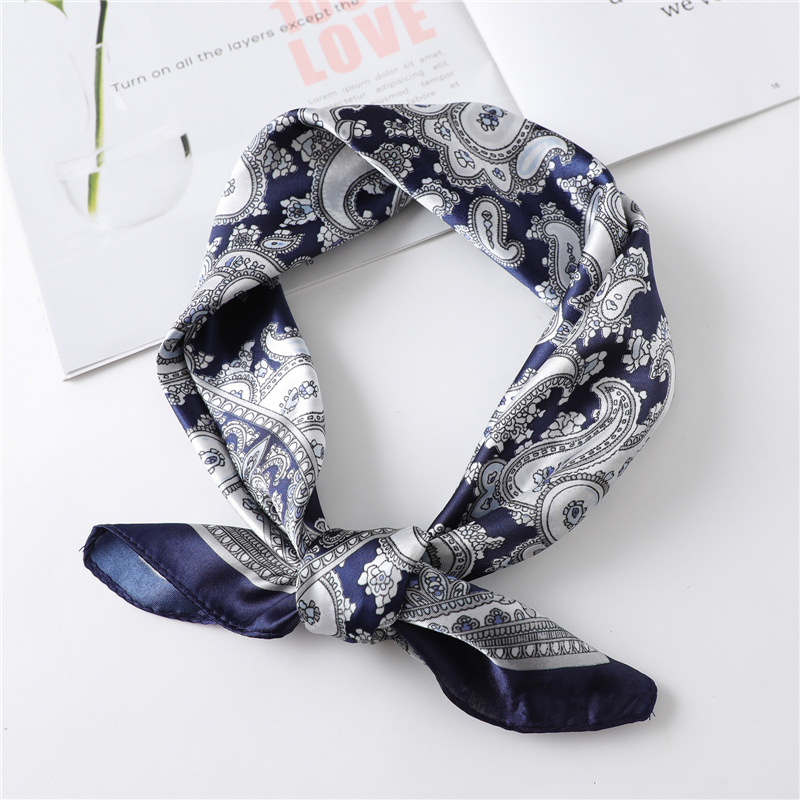 60cm Luxury Square Silk Scarf  - Silk Scarf Square recension och pris