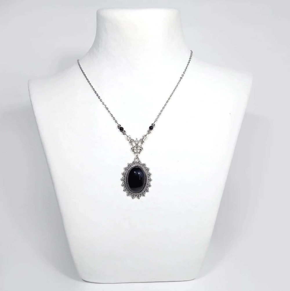 Victorian Gothic Silver Color  - Women'S Victorian Accessories recension och pris