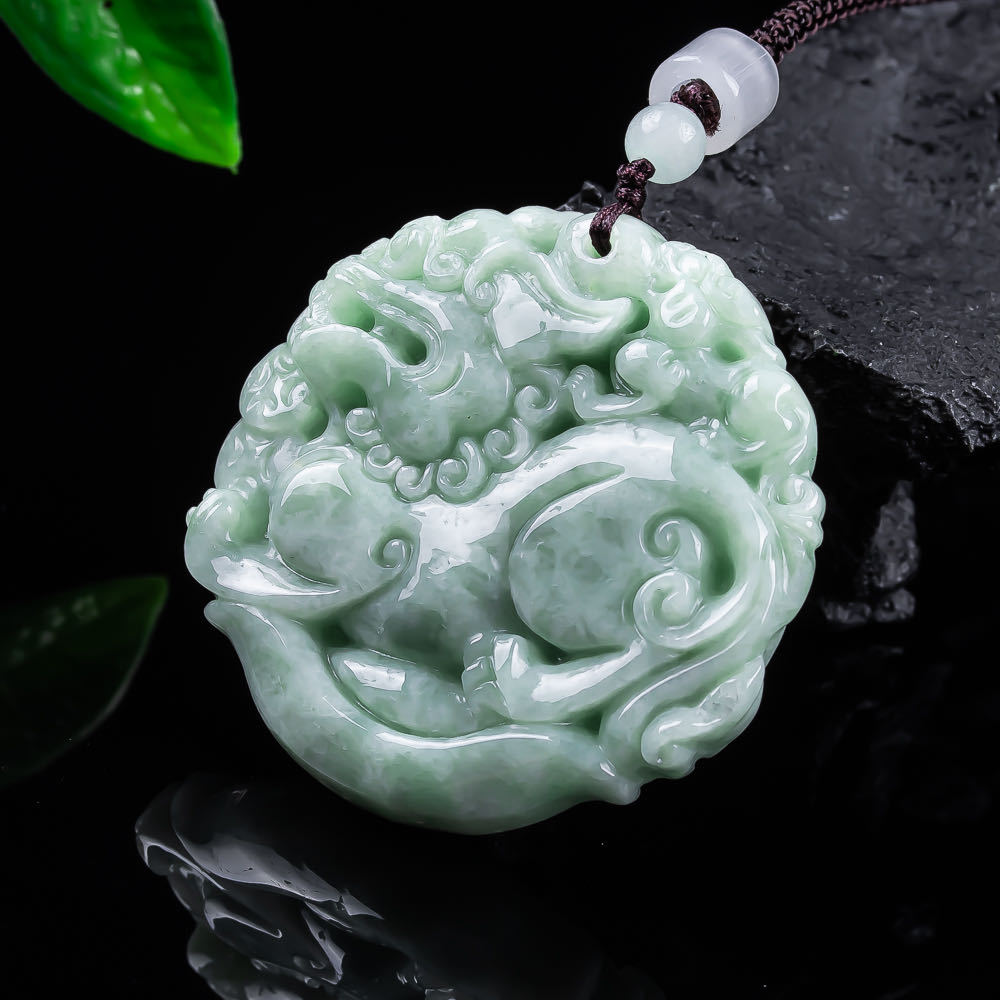 Natural Myanmar Jadeite Pixiu  - Women'S Accessories recension och pris
