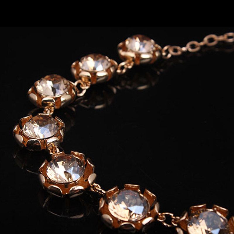 New Luxury Crystal Necklace fo - Women Accessories Dubai recension och pris